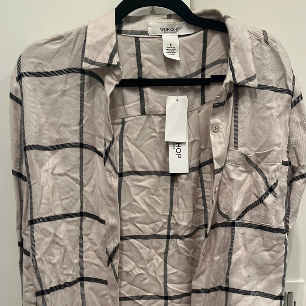 Banana Republic Gray Plaid Button Down Shirt